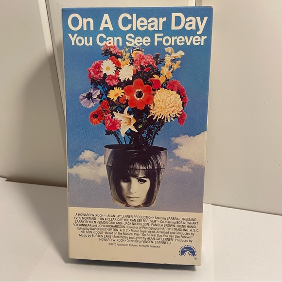 On A Clear Day You Can See Forever VHS Barbra Streisand MOVIE Paramount video - Picture 1 of 11